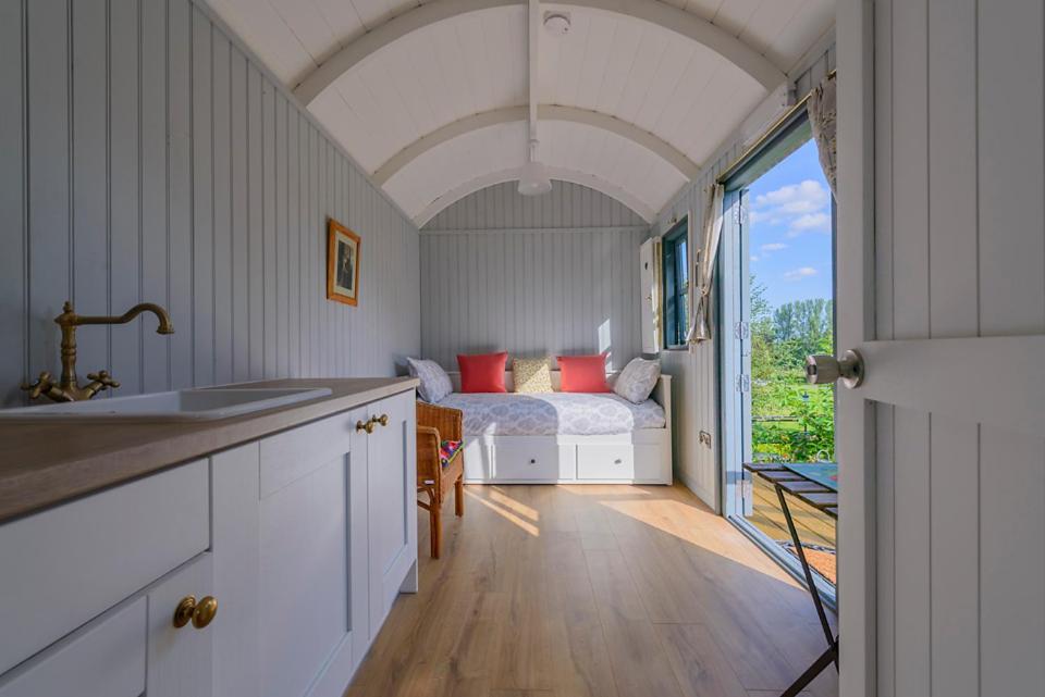 Hawthorn Hut Kilkenny Glamping At Jenkinstown House Hotel Jenkinstown Park Екстериор снимка