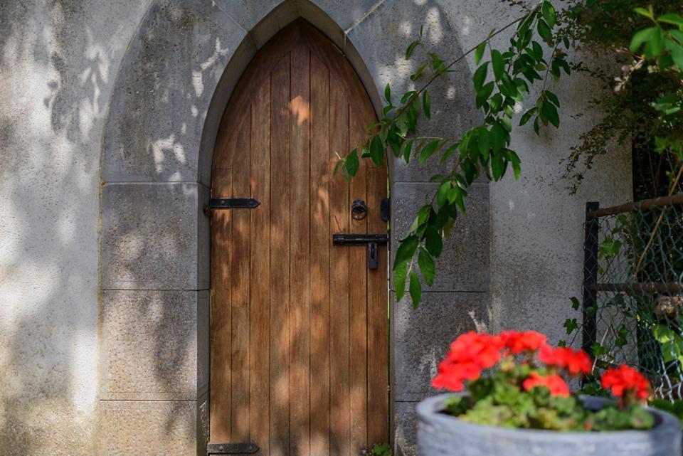 Hawthorn Hut Kilkenny Glamping At Jenkinstown House Hotel Jenkinstown Park Екстериор снимка